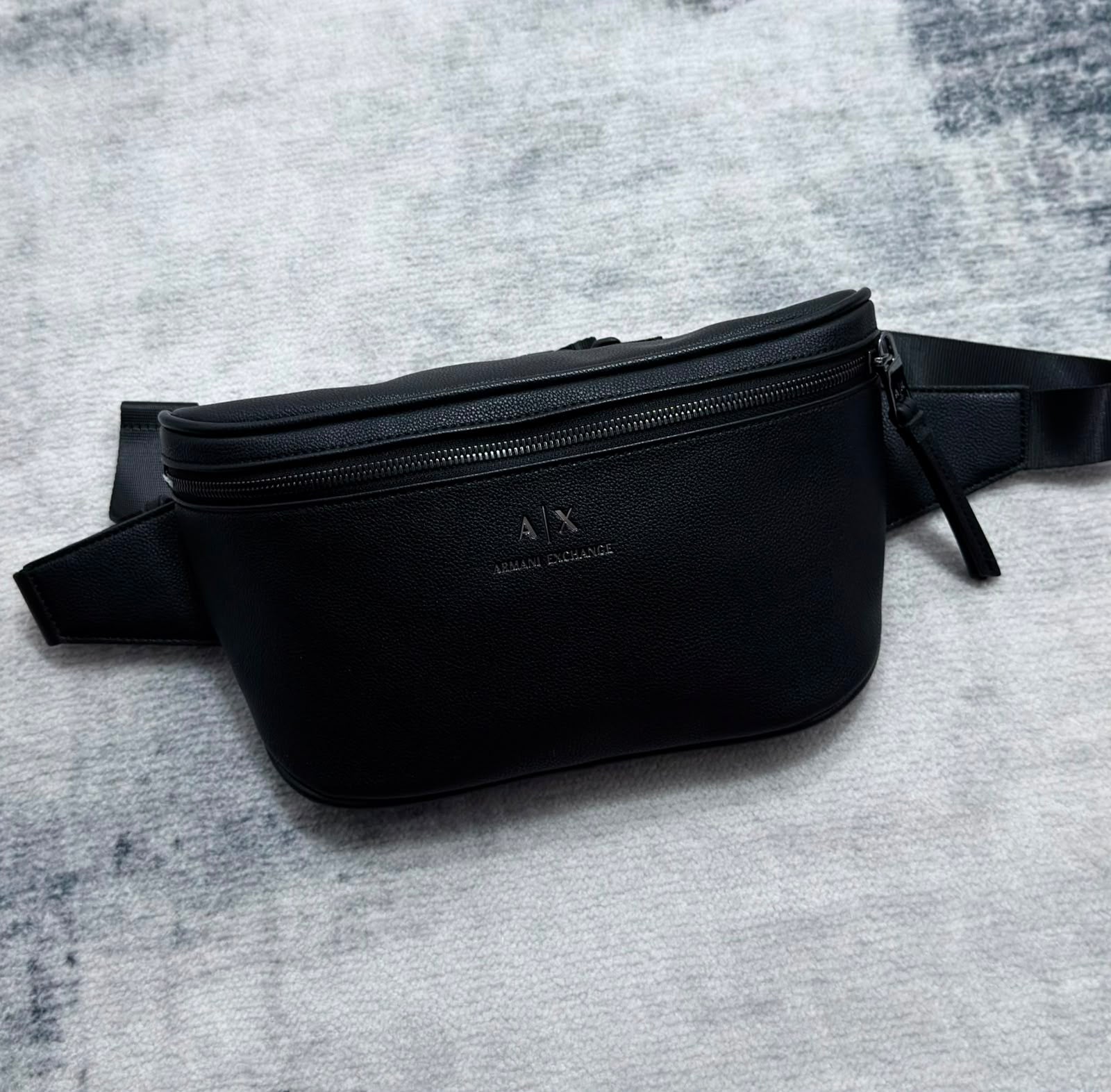 Riñonera Armani Exchange