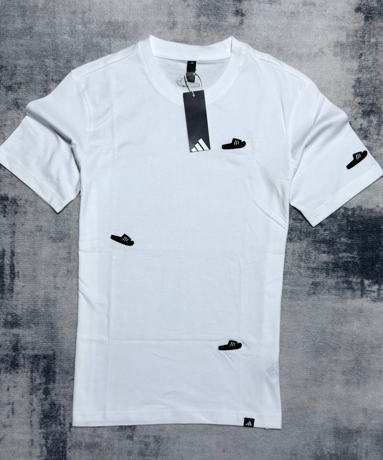 Playera Cuello Redondo Addidas