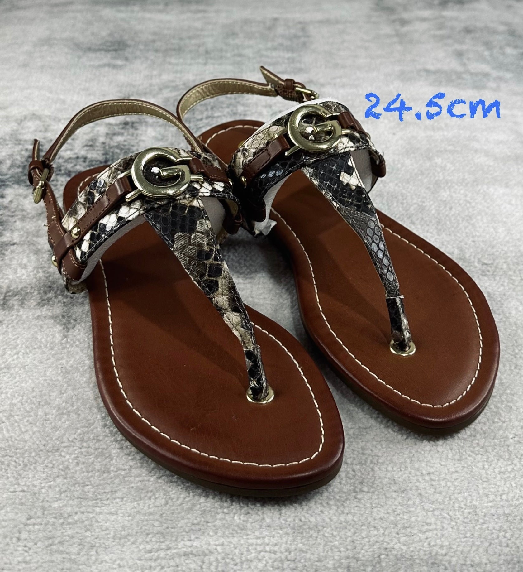 Sandalias Guess
